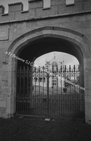 ST KIERANS COLLEGE MAIN ENTRANCE